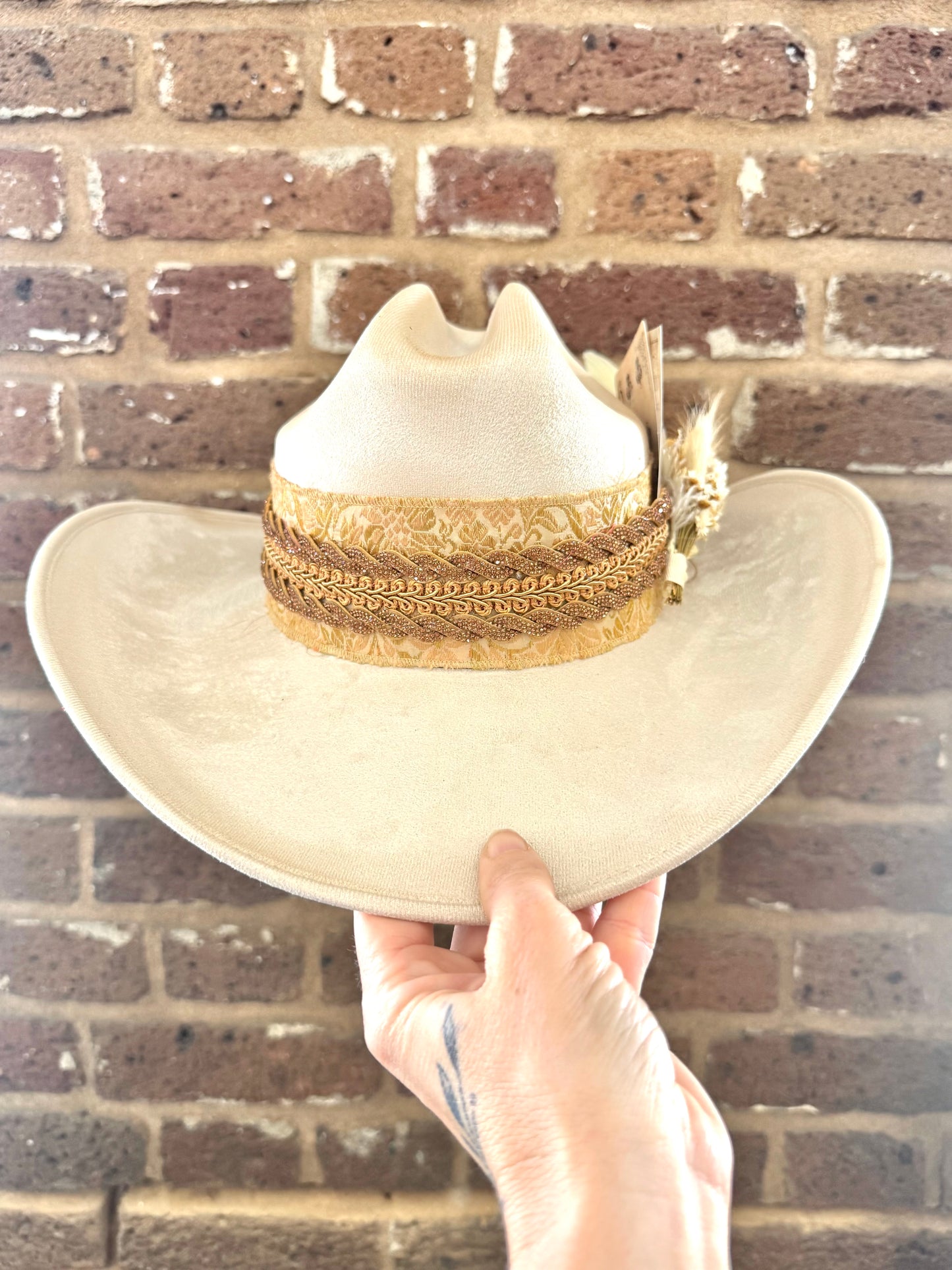Alice — One of One Custom Hat 👑NEW👑